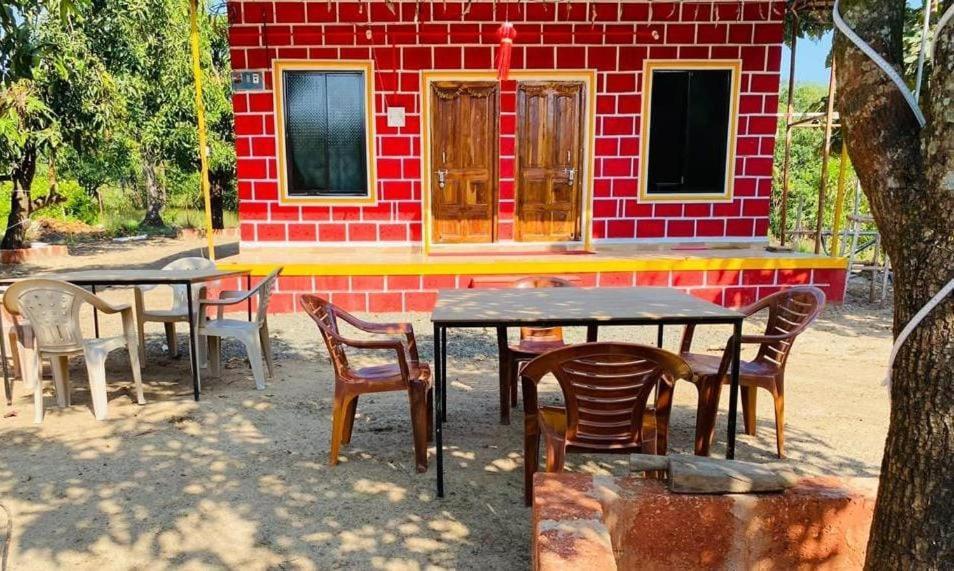Вилла Pratik Mango Farm House Revadanda Экстерьер фото